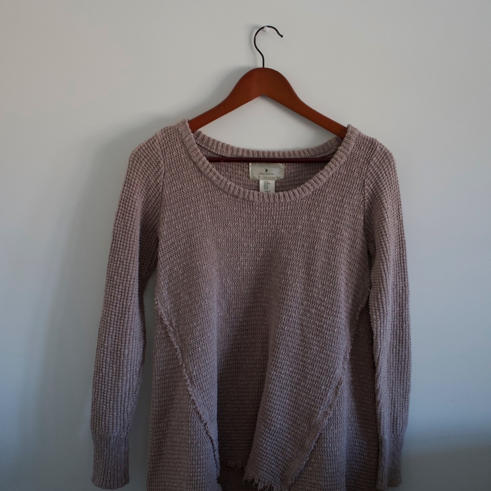 Ruby Moon Beige Sweater. Size M.